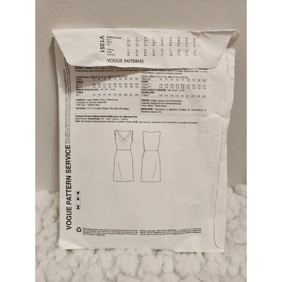 DKNY V1351 Sewing Pattern | Lined Pullover Dress - Picture 2 of 12